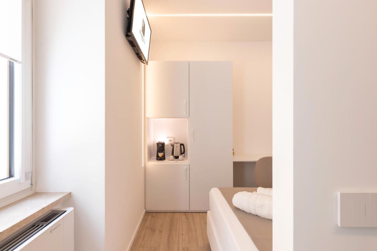 Metropolitan Rooms 卡利亚里 外观 照片